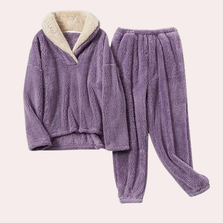 Comfortabele en donzige pyjamaset voor dames