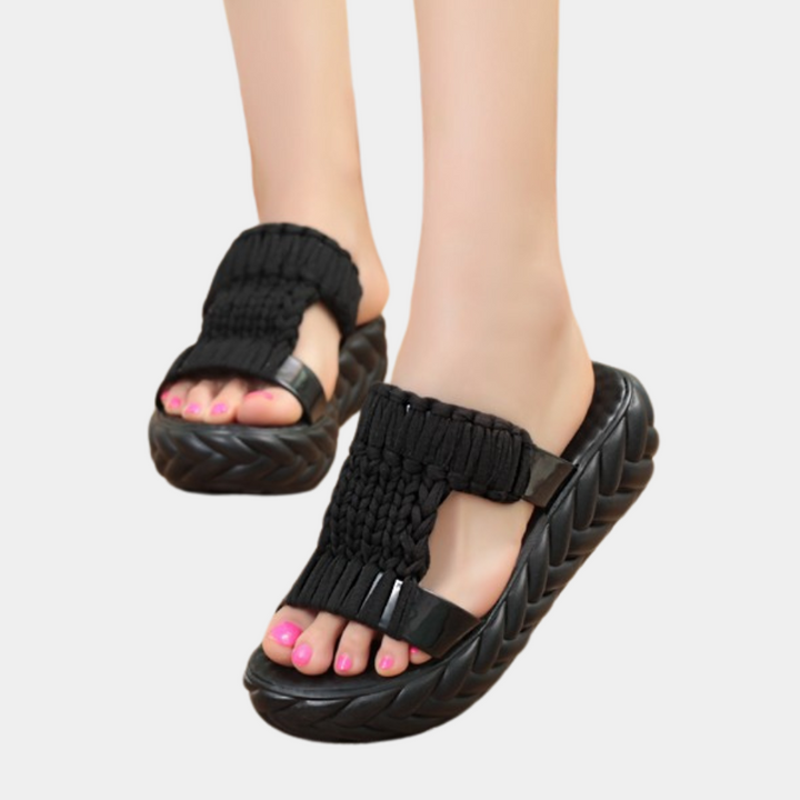 Lia - Veelzijdige en comfortabele vlecht sandalen voor de zomer